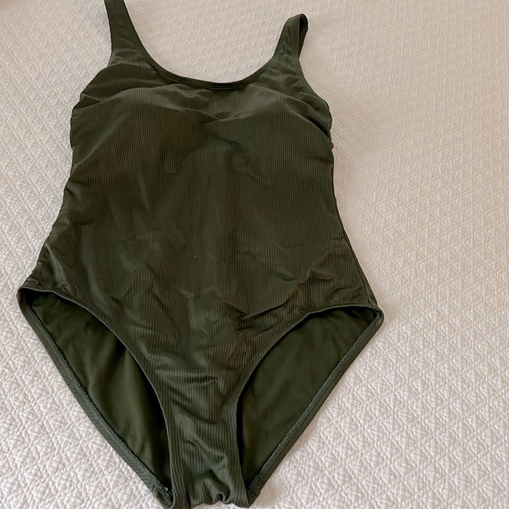 Size L Catalina 1-piece swimsuit